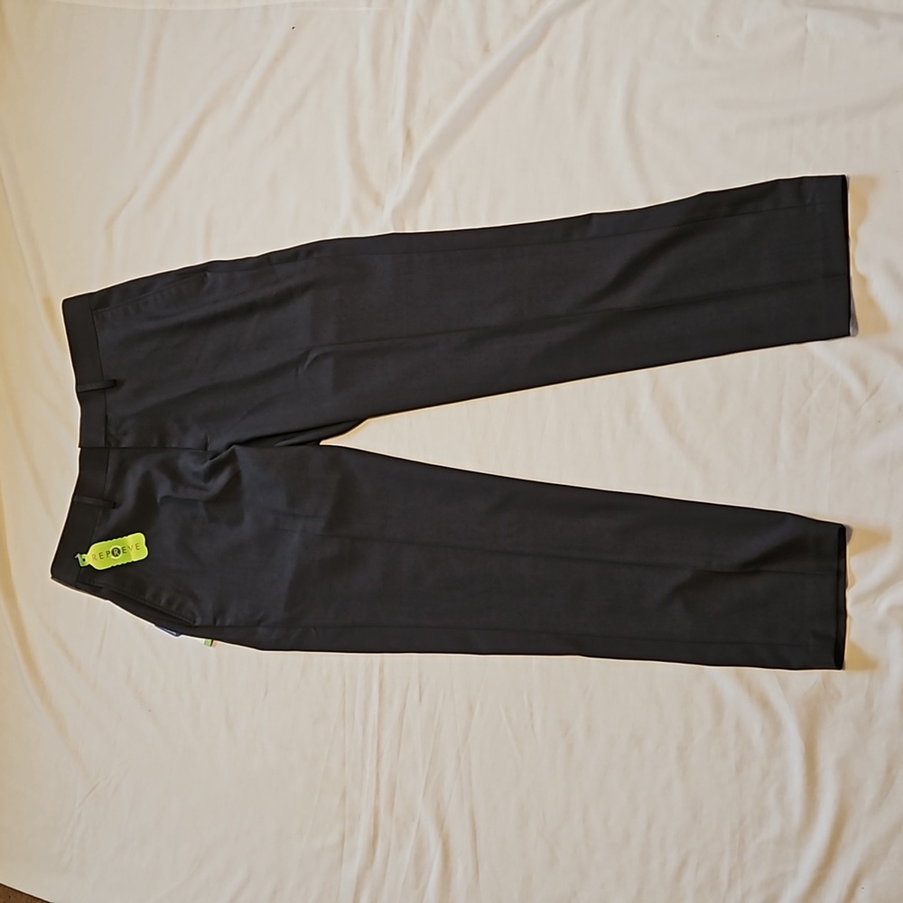 Haggar Perfect fit dress pants 32x30 Dark Charcoal color